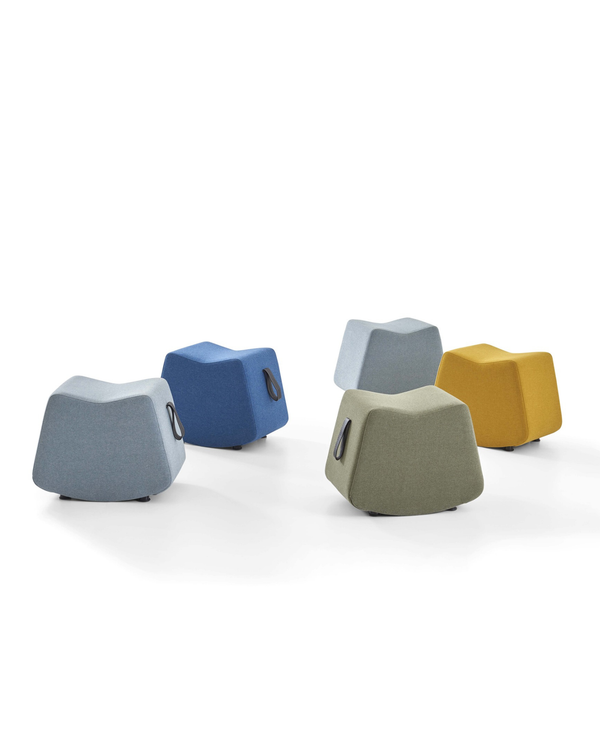 Pouf mobile avec roulettes cachées et poignée en cuir - Bari