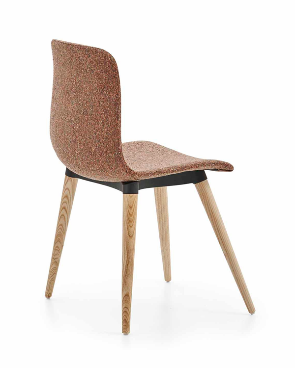 Chaise aux pieds en bois avec roulettes en option - Tim Wood