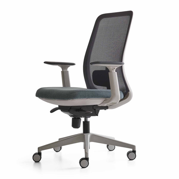 Chaise de bureau avec dossier résille blanc ou noir - Eva