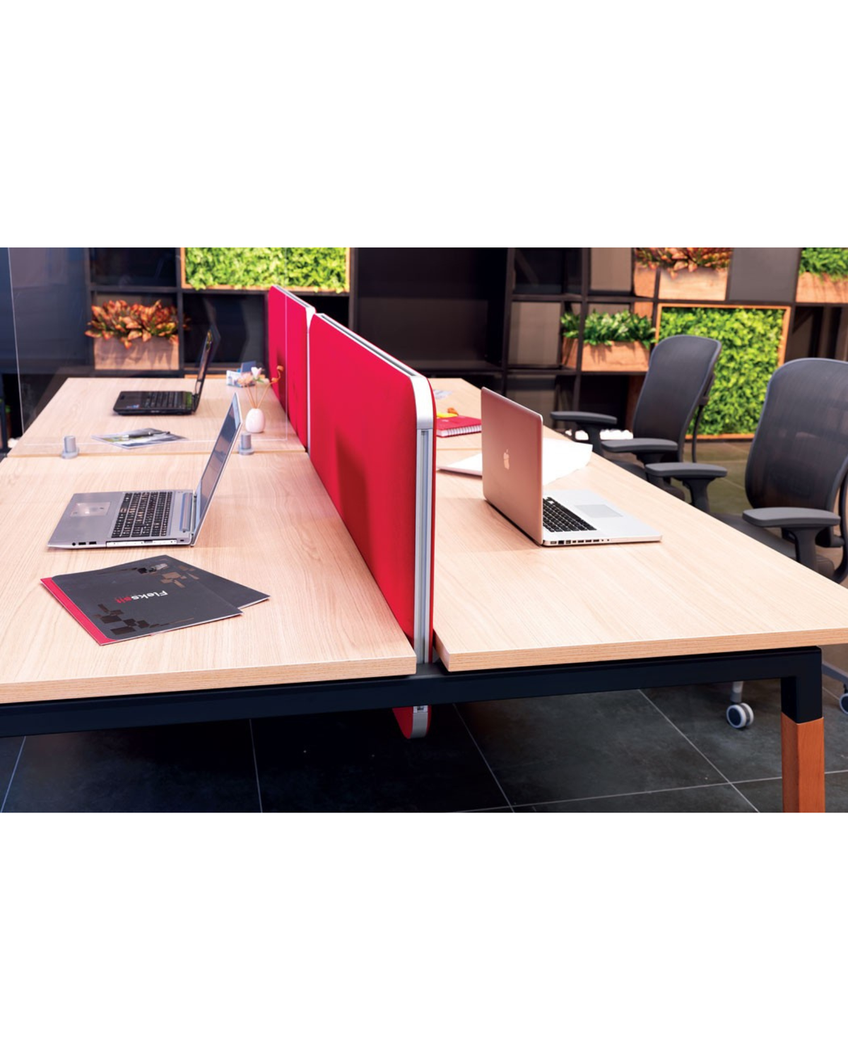 Écran acoustique frontal pour bureau