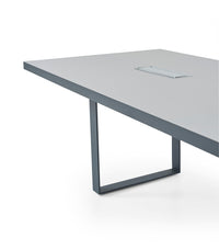 Table de conférence au cadre métallique massif - Norm